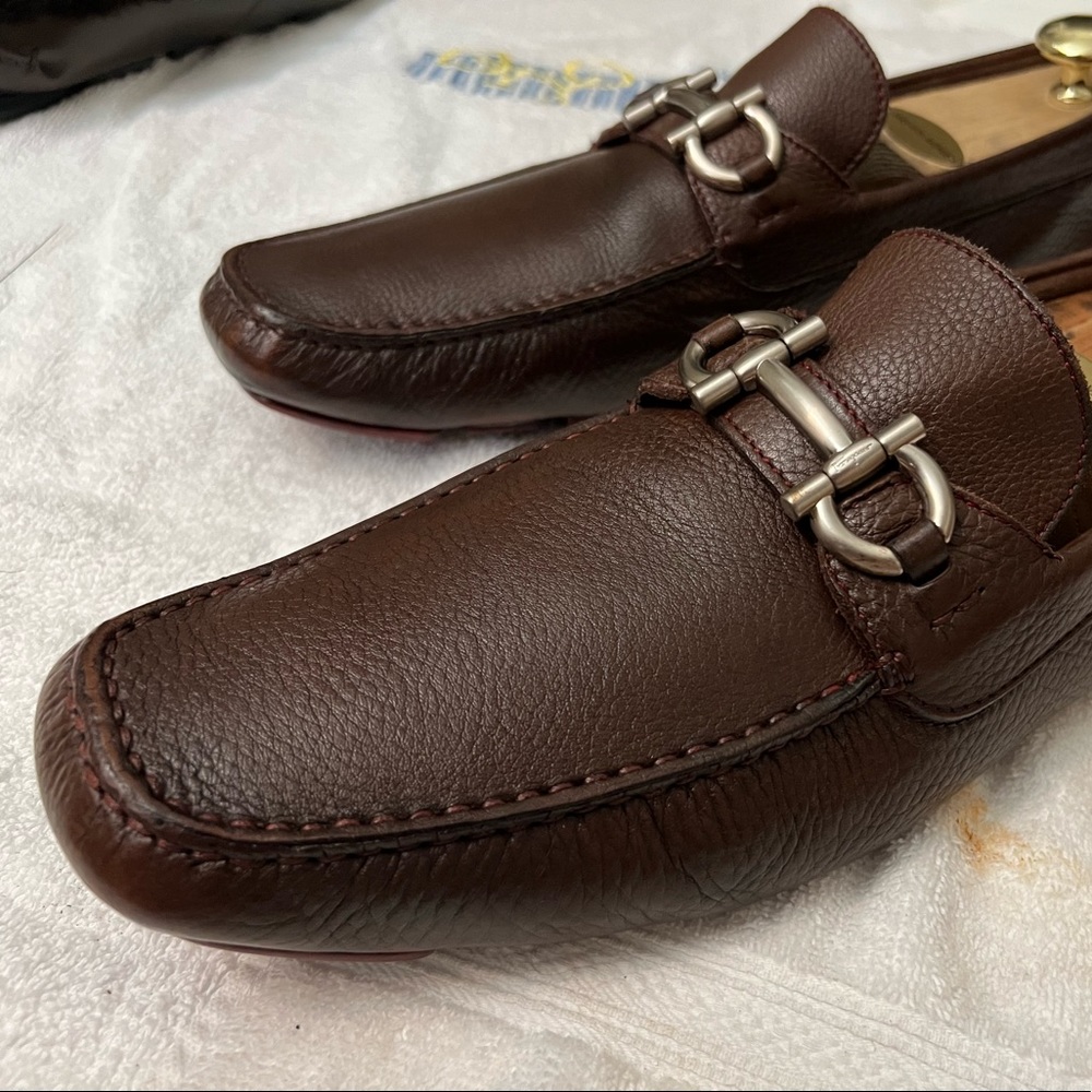Salvatore Ferragamo Parigi Gancini Bit Driving Loafer Brown Mens 13D